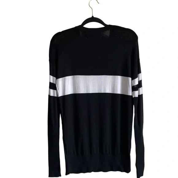 Blanc Noir Black and White Sweater Top - Picture 2 of 5